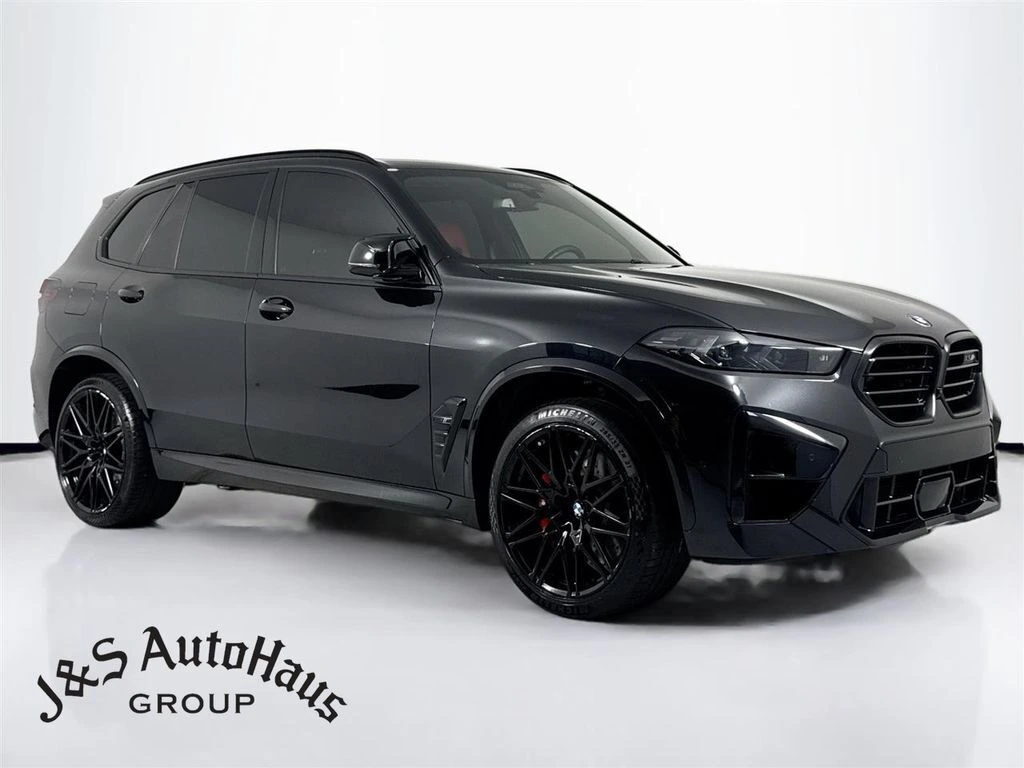 2024 BMW X5 M Competition's photo