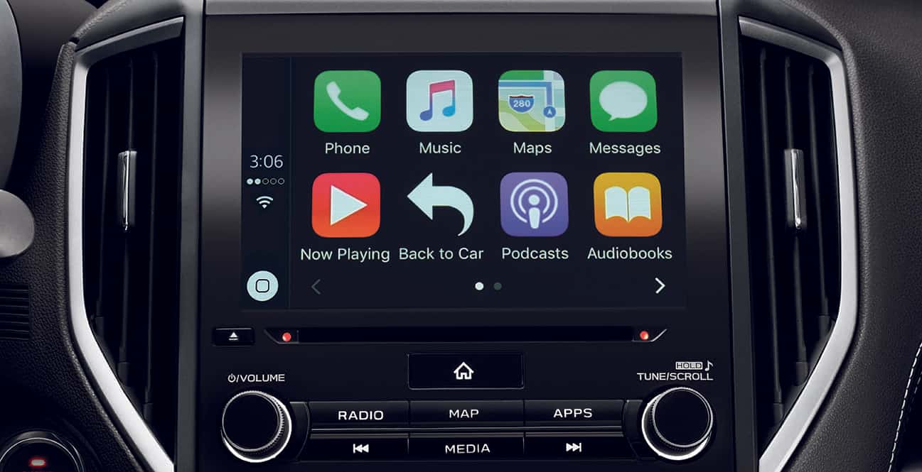 Subaru touchscreen showing Apple CarPlay
