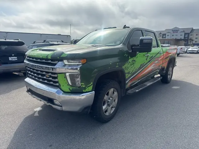 2022 Chevrolet Silverado 2500HD LTZ photo 3