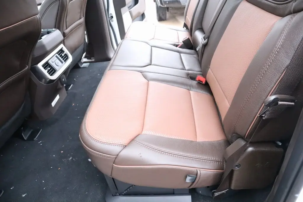 2026 Ford F-250 photo 2