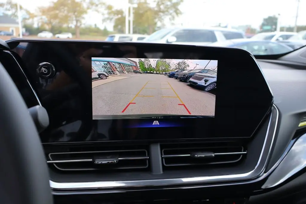 2025 Chevrolet Trax ACTIV photo 12