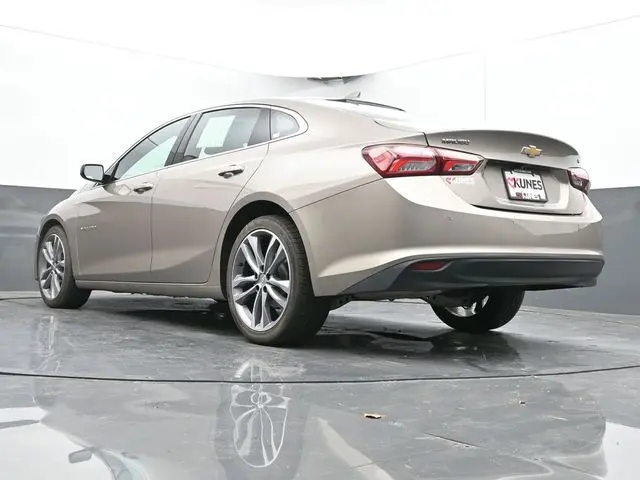 2024 Chevrolet Malibu Premier 2LT photo 42