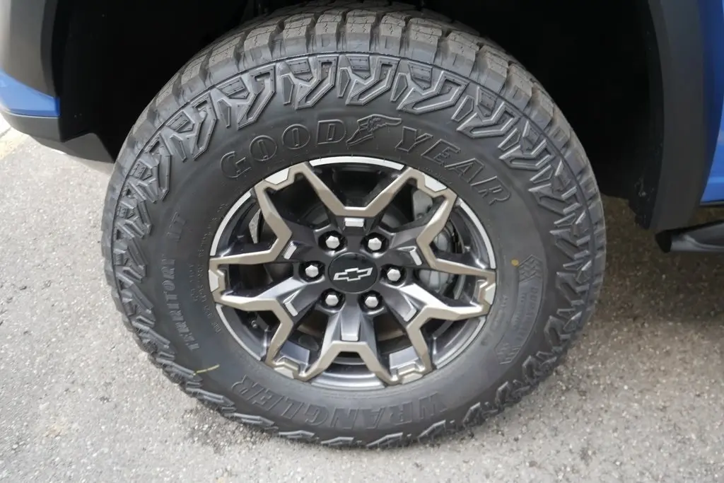 2026 Chevrolet Colorado ZR2 photo 30