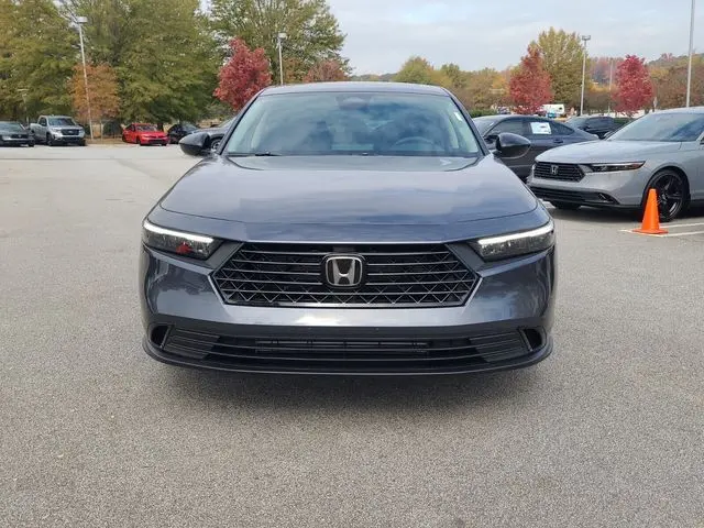 2025 Honda Accord SE photo 2