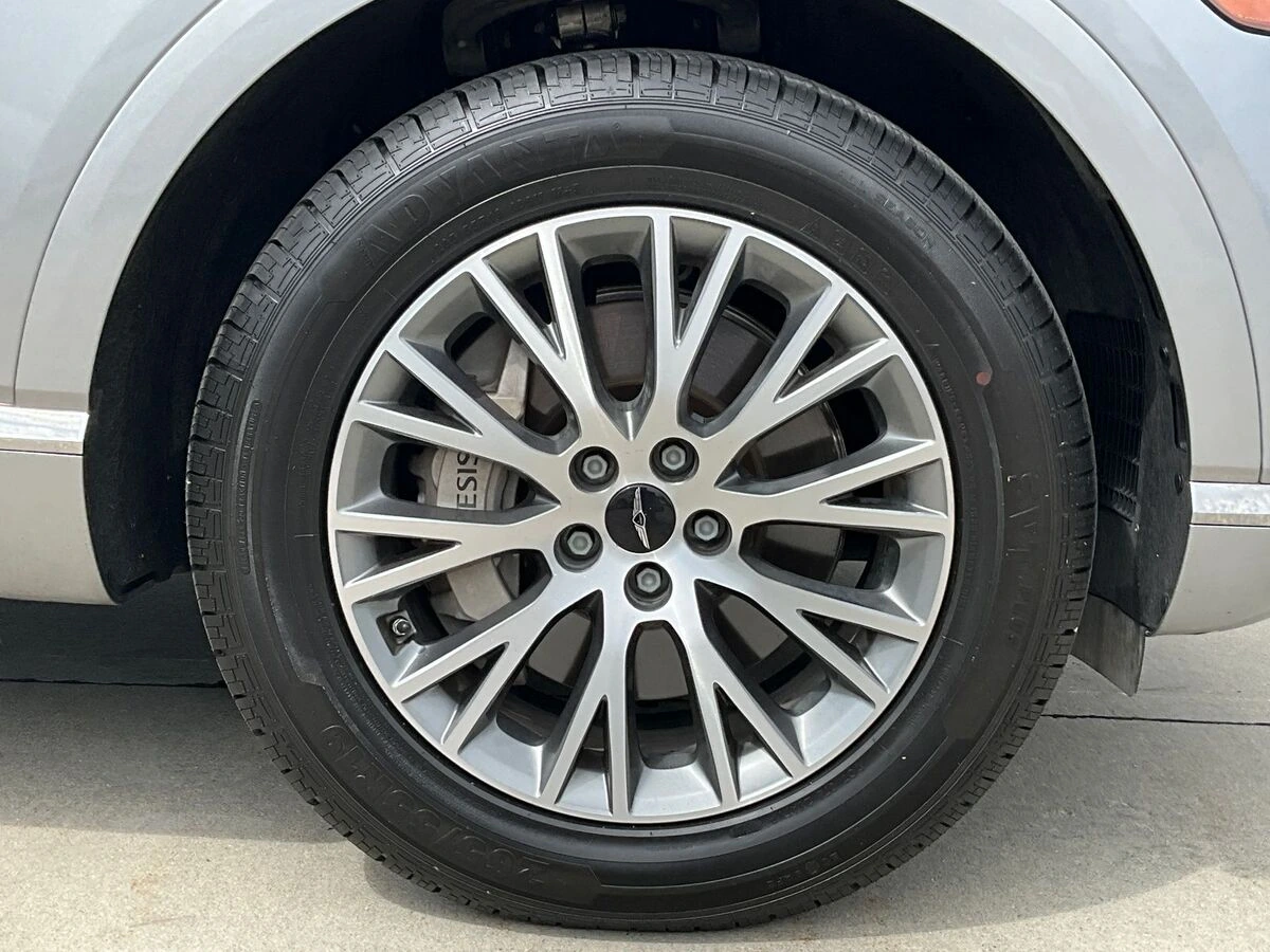 2025 GENESIS GV80 Standard - Photo 11