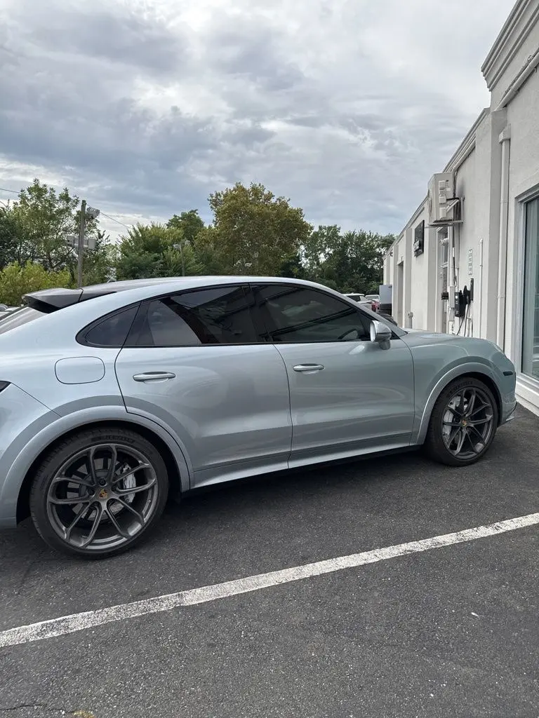 2020 Porsche Cayenne Coupe Turbo photo 16