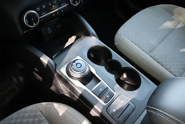 2022 Ford Escape SE photo 18