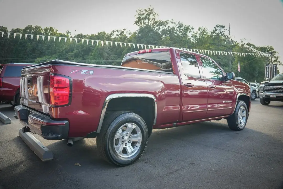 2018 Chevrolet Silverado 1500 Z71 LT photo 11