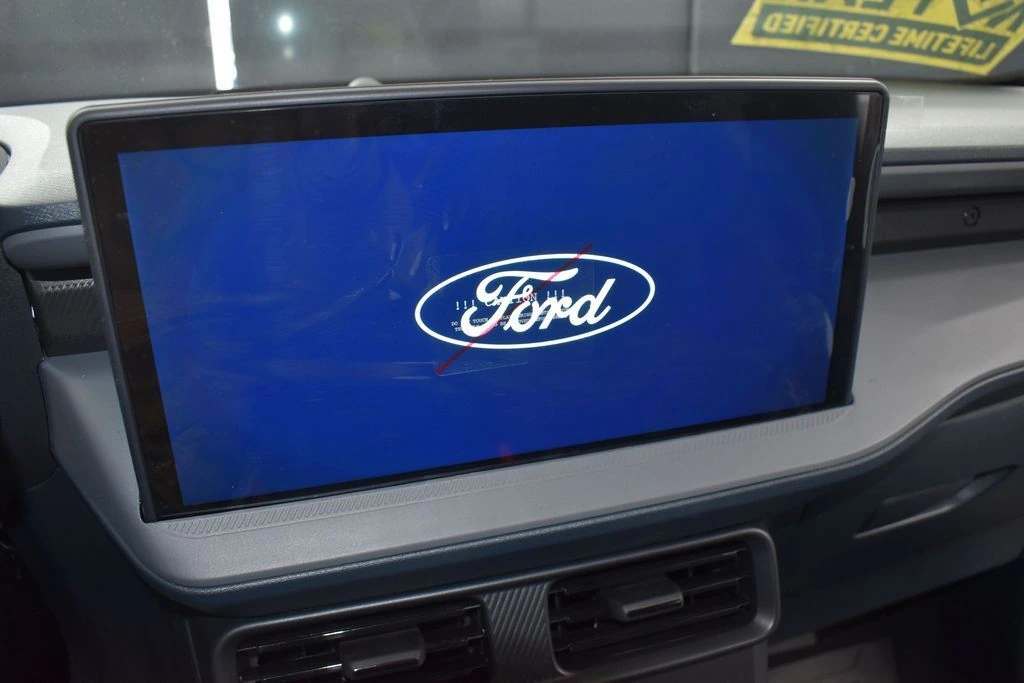 2026 Ford Maverick XLT - Photo 23