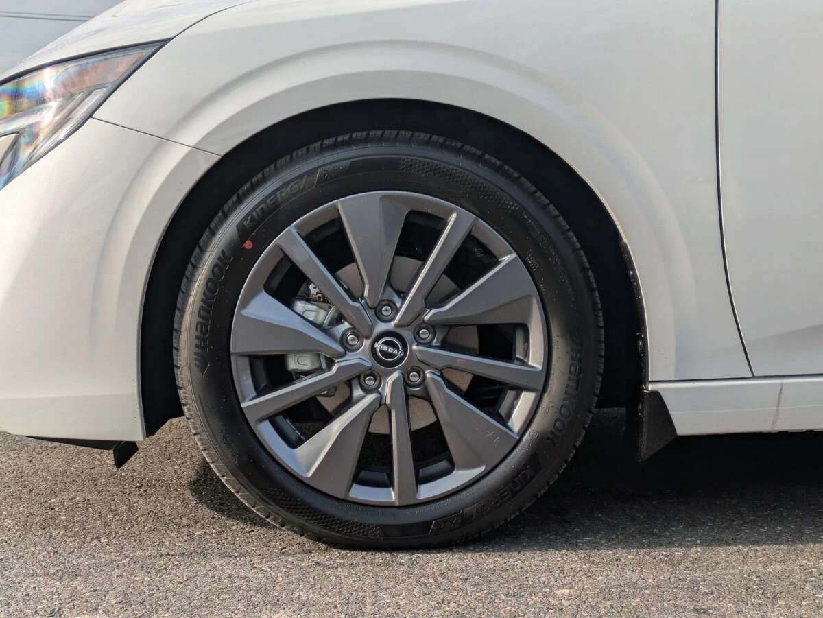 2026 Nissan Sentra SL - Photo 8