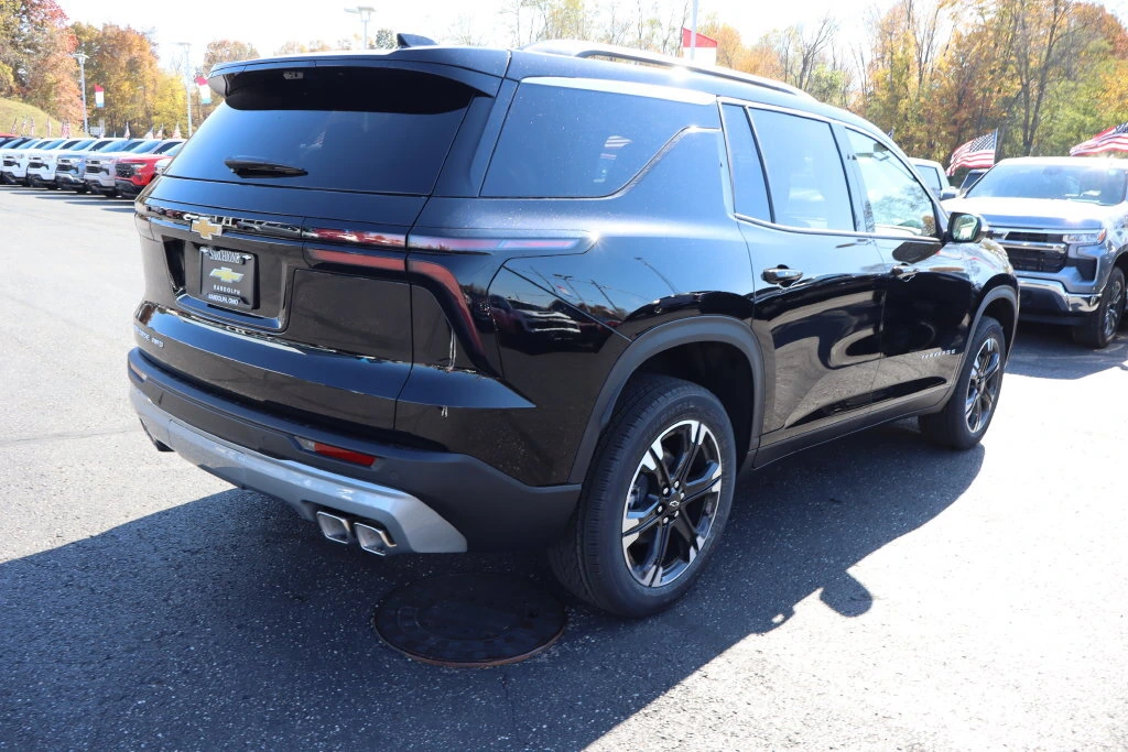 2027 Chevrolet Traverse LT - Photo 34