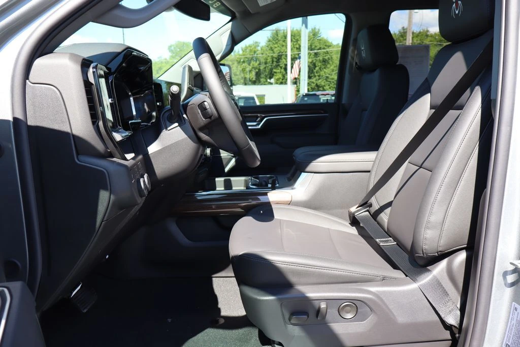 2026 Chevrolet Silverado 2500 HD LT - Photo 9