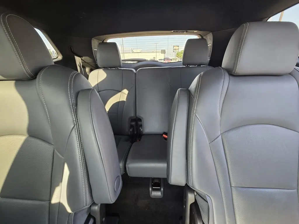 2024 Buick Enclave Premium photo 17