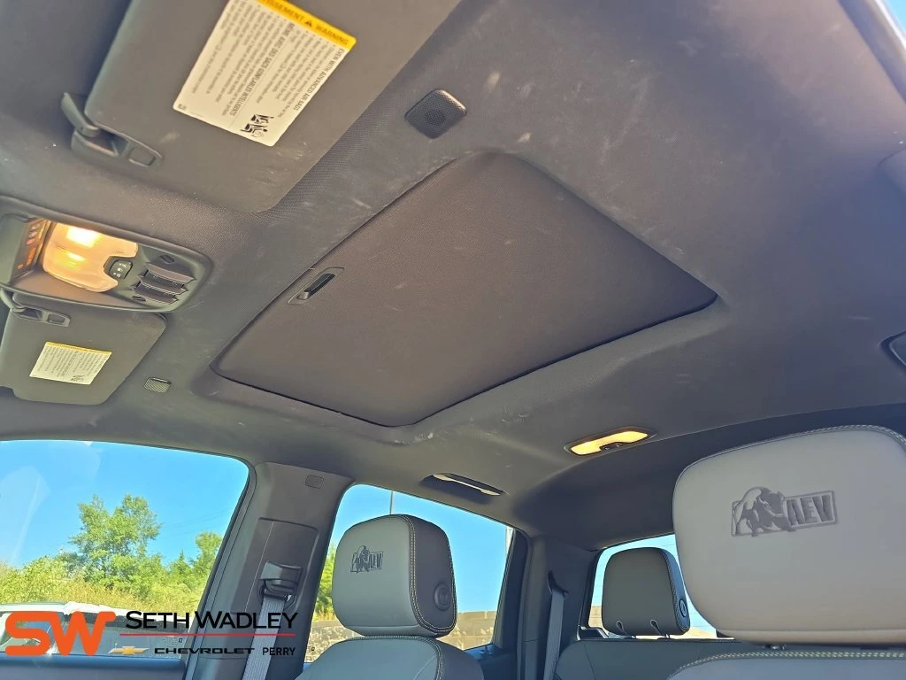 2024 Chevrolet Colorado ZR2 - Photo 31