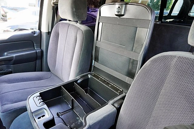 2005 Dodge Ram 3500 Pickup SLT - Photo 40
