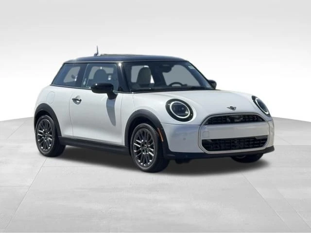 2026 MINI Hardtop Cooper S Signature's photo