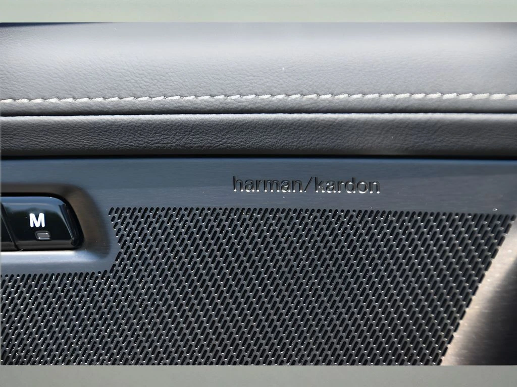 2026 Volvo - image 28