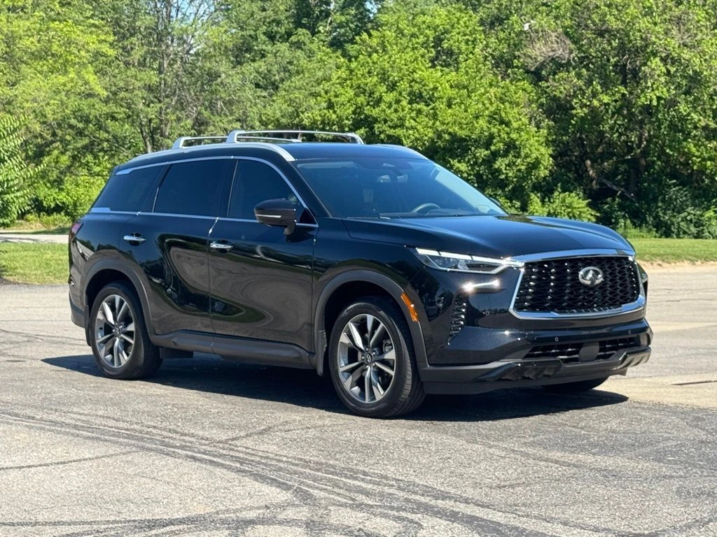 2023 INFINITI QX60 LUXE AWD's photo