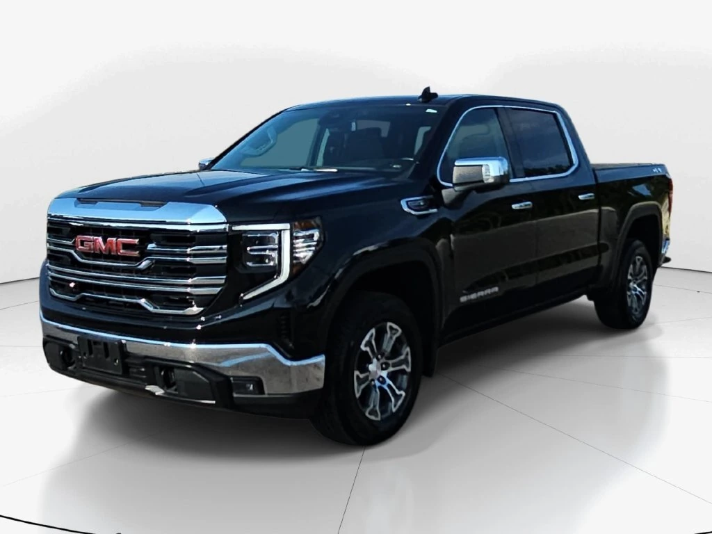 2024 GMC Sierra 1500 SLT - Photo 11