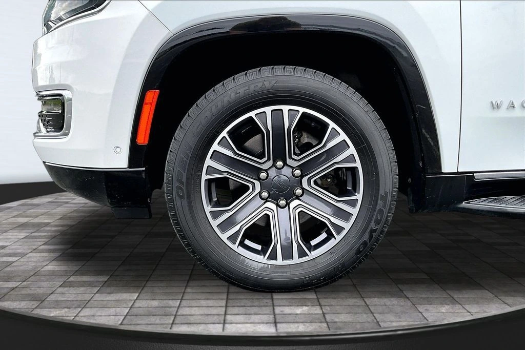 2023 Jeep Wagoneer Series II - Photo 9