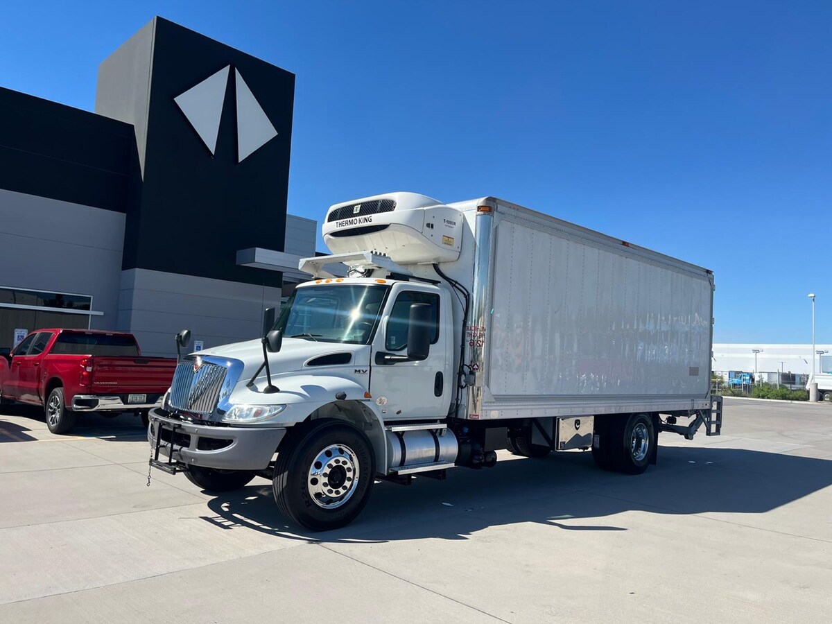 2020 International MV in Phoenix, AZ