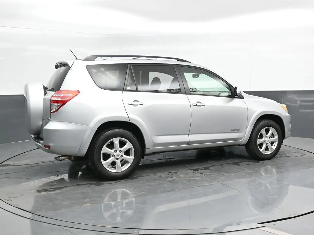 Used 2010 Toyota RAV4 Limited with VIN 2T3DK4DV8AW036184 for sale in Sycamore, IL