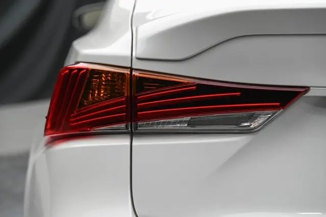 2019 Lexus IS 300 photo 12