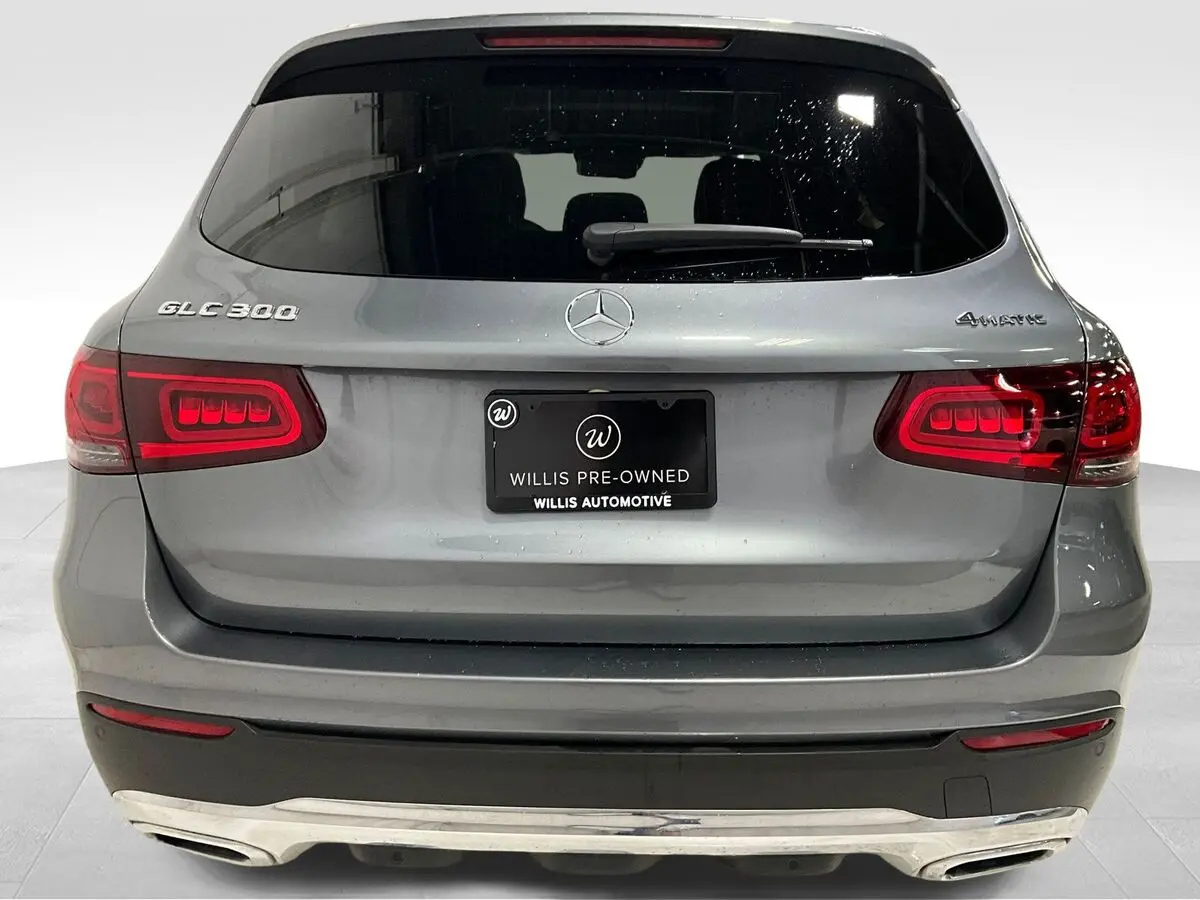 2021 Mercedes Benz GLC 300 4MATIC photo 2
