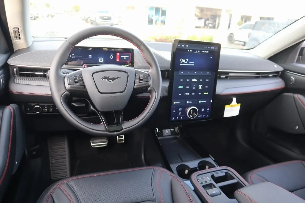 2025 Ford Mustang Mach-E Premium photo 2