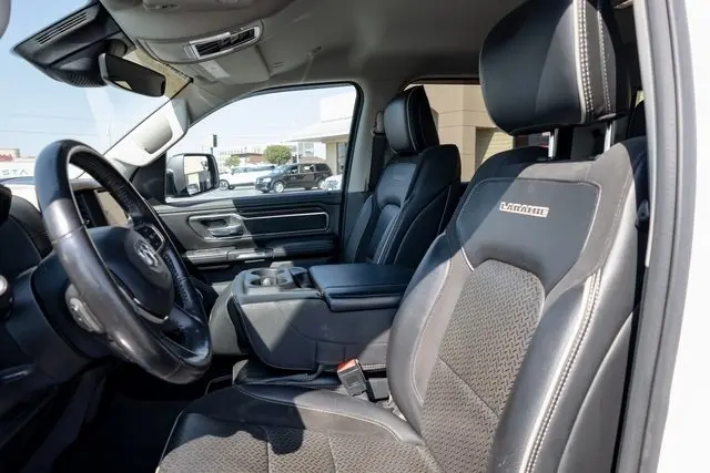 2022 Ram 1500 Laramie photo 9