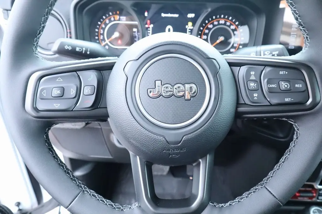 2025 Jeep Gladiator Rubicon photo 3