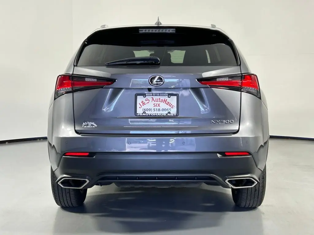 2020 Lexus NX 300 photo 6