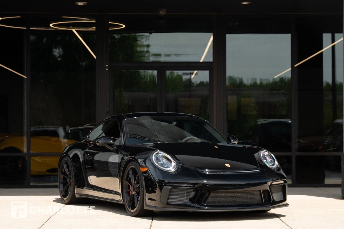 2018 Porsche 911 GT3's photo
