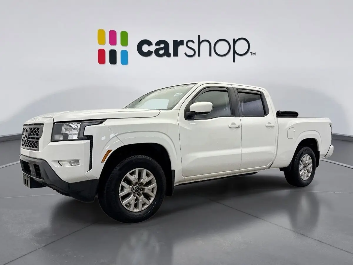 2023 Nissan Frontier SV's photo