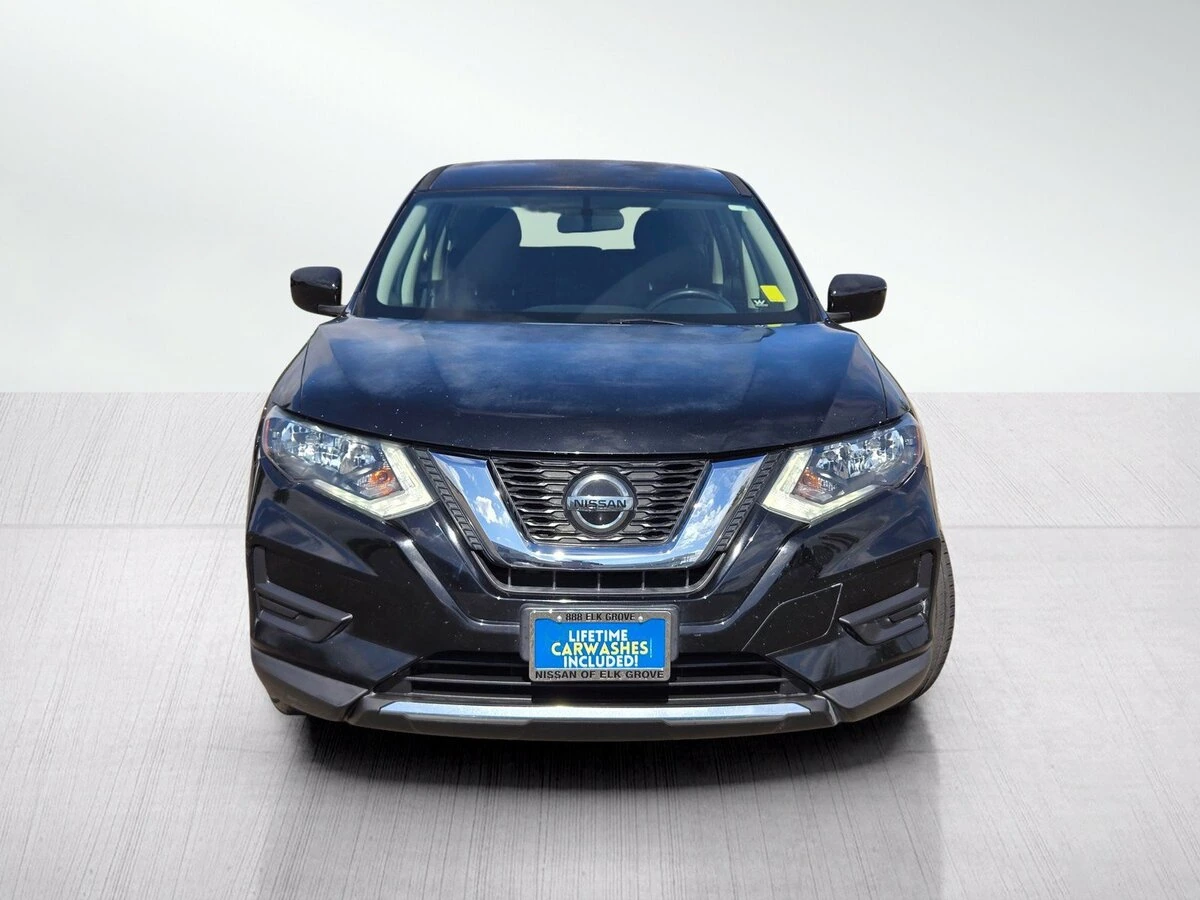 Used 2018 Nissan Rogue S with VIN KNMAT2MT1JP542356 for sale in Elk Grove, CA