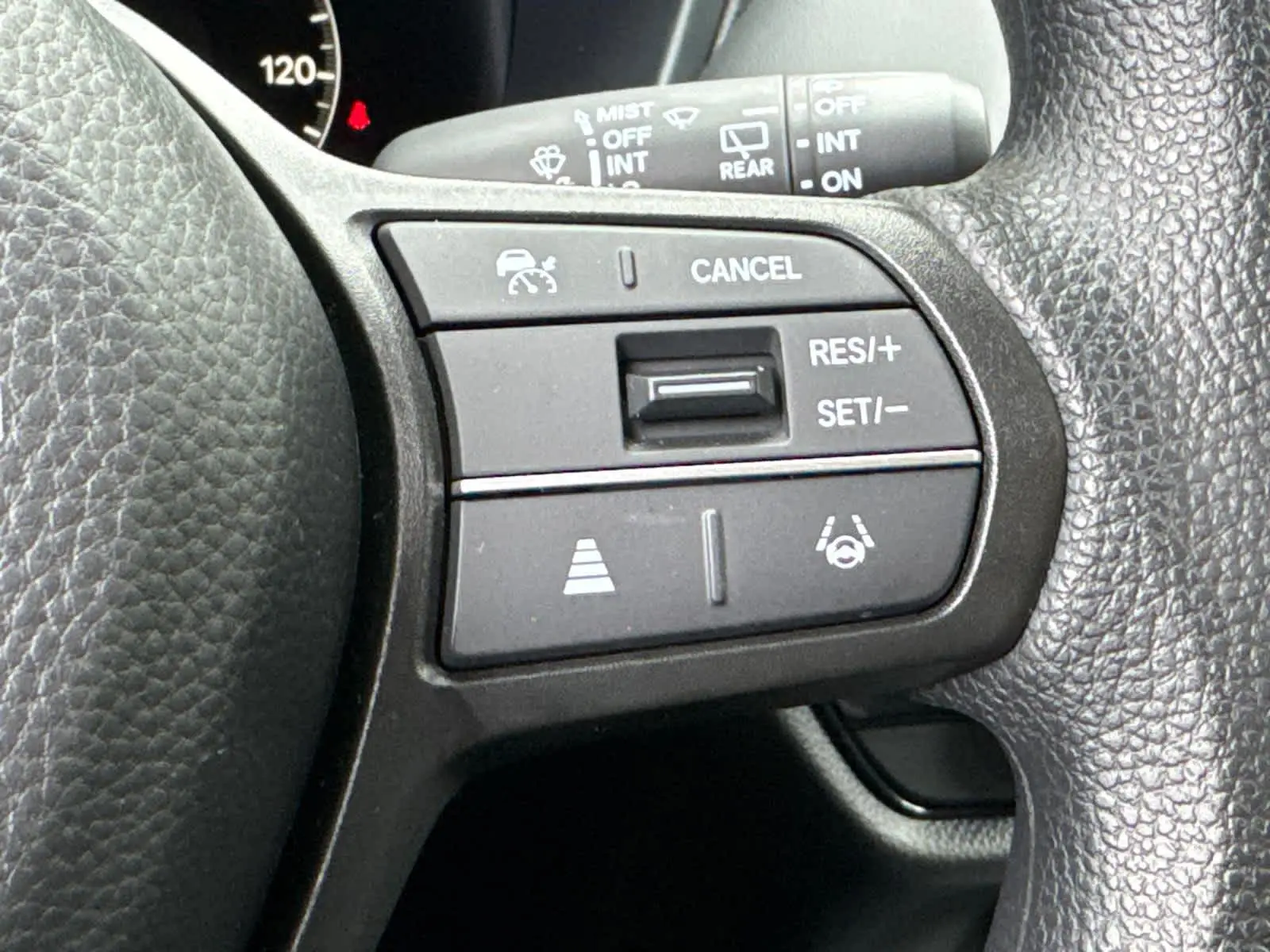 2026 Honda HR-V LX photo 19