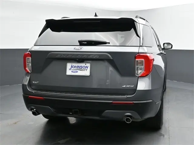 2022 Ford Explorer XLT Sport photo 7