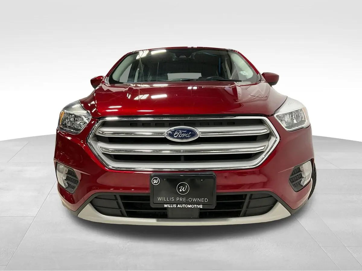2019 Ford Escape SE photo 2