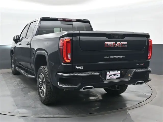 2024 Gmc Sierra 1500 AT4 photo 2
