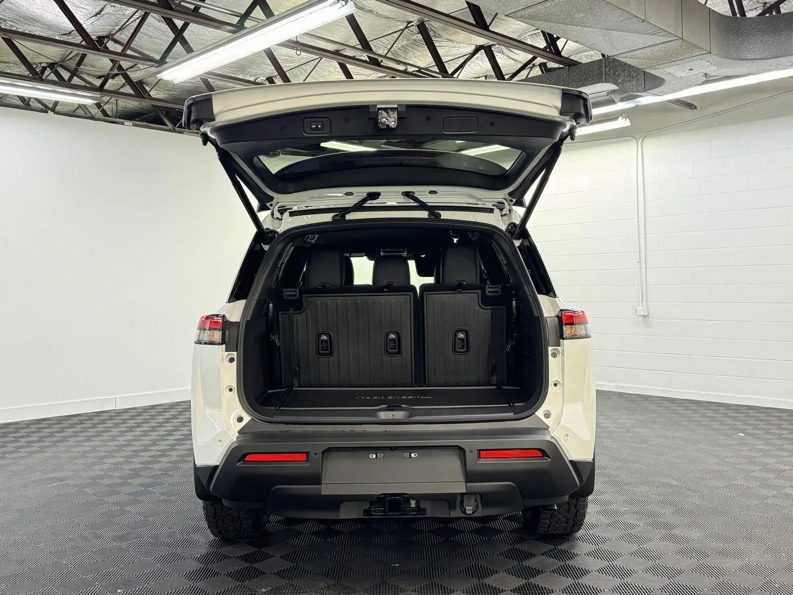 2025 Nissan Pathfinder Rock Creek photo 26