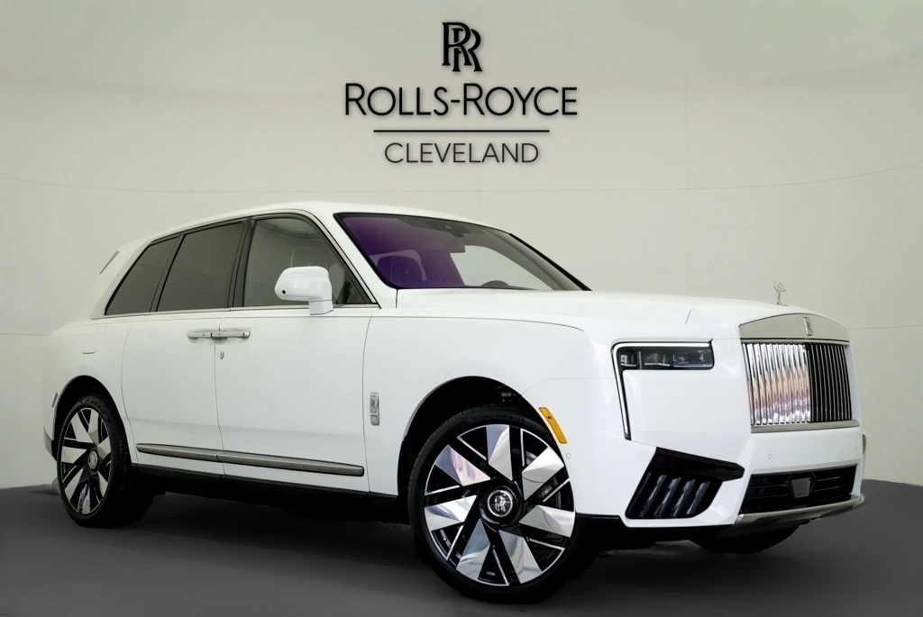 2026 Rolls-Royce Cullinan Base's photo