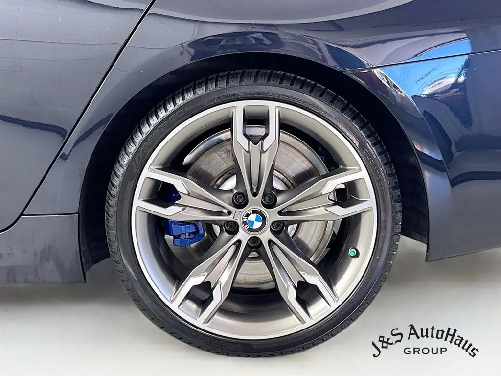2022 Bmw M550i xDrive photo 38