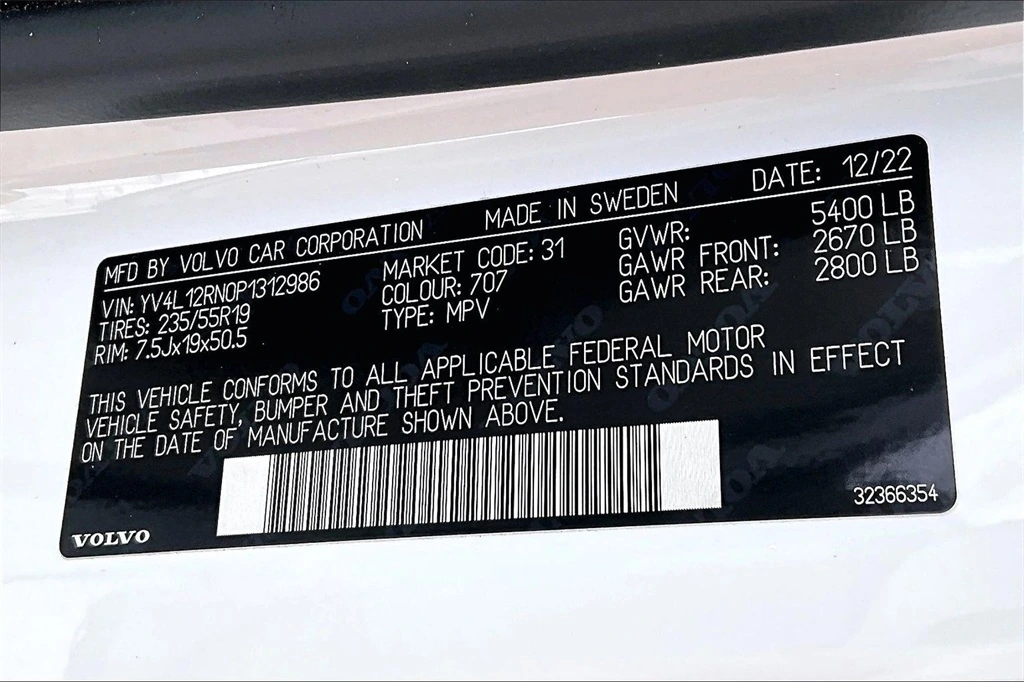 2023 Volvo - image 18