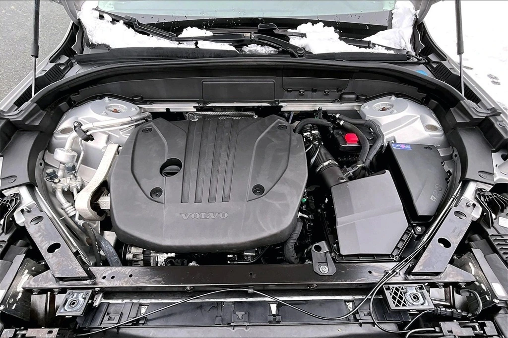 2023 Volvo - image 29