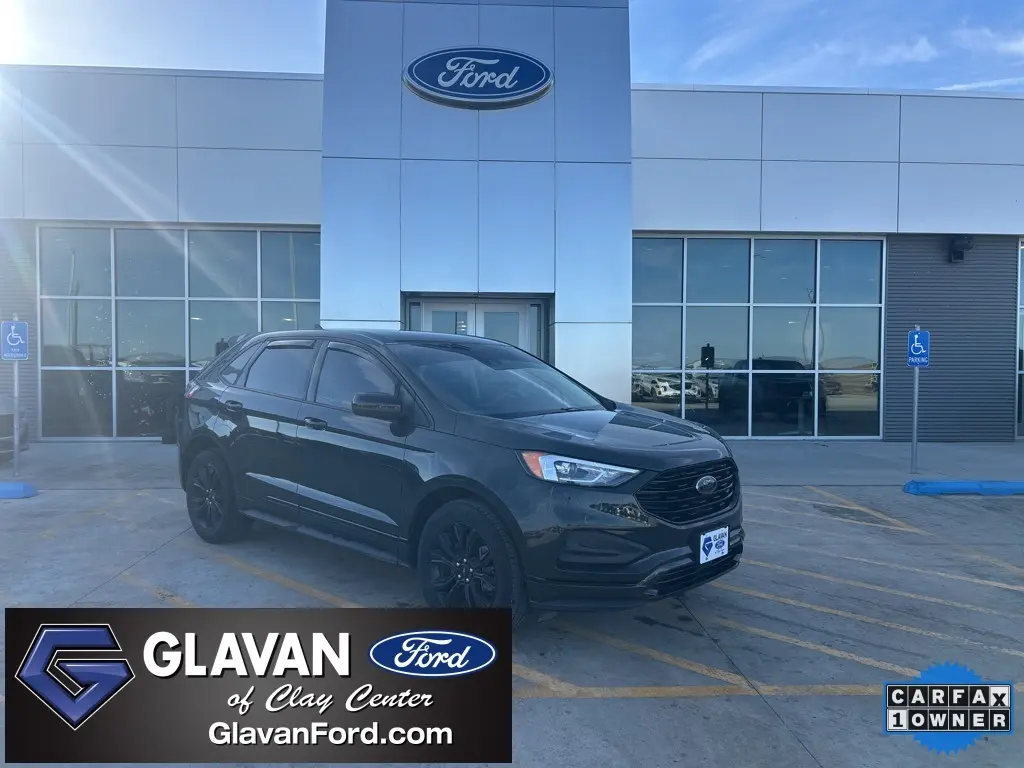 2024 Ford Edge SE's photo