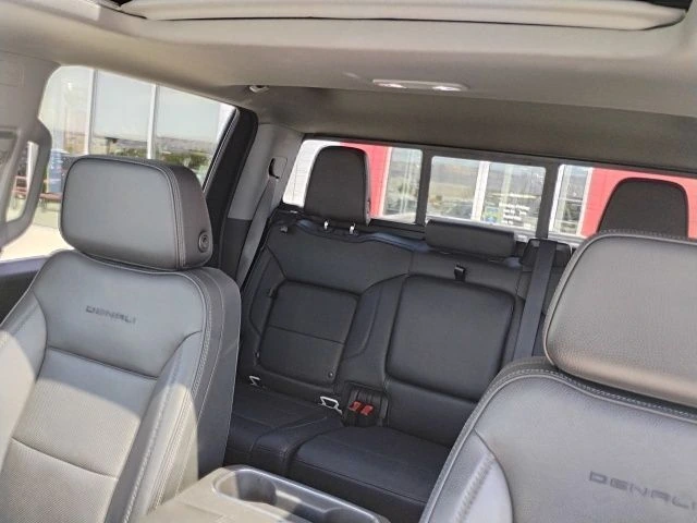 2024 GMC Sierra 3500HD Denali - Photo 17