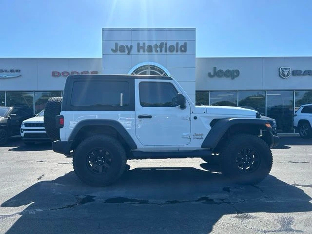2020 Jeep Wrangler Sport S's photo