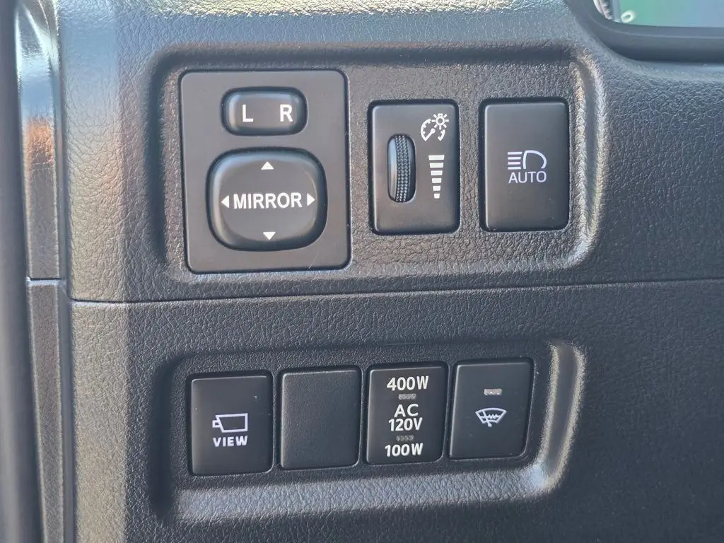 2023 Toyota 4Runner Limited photo 24