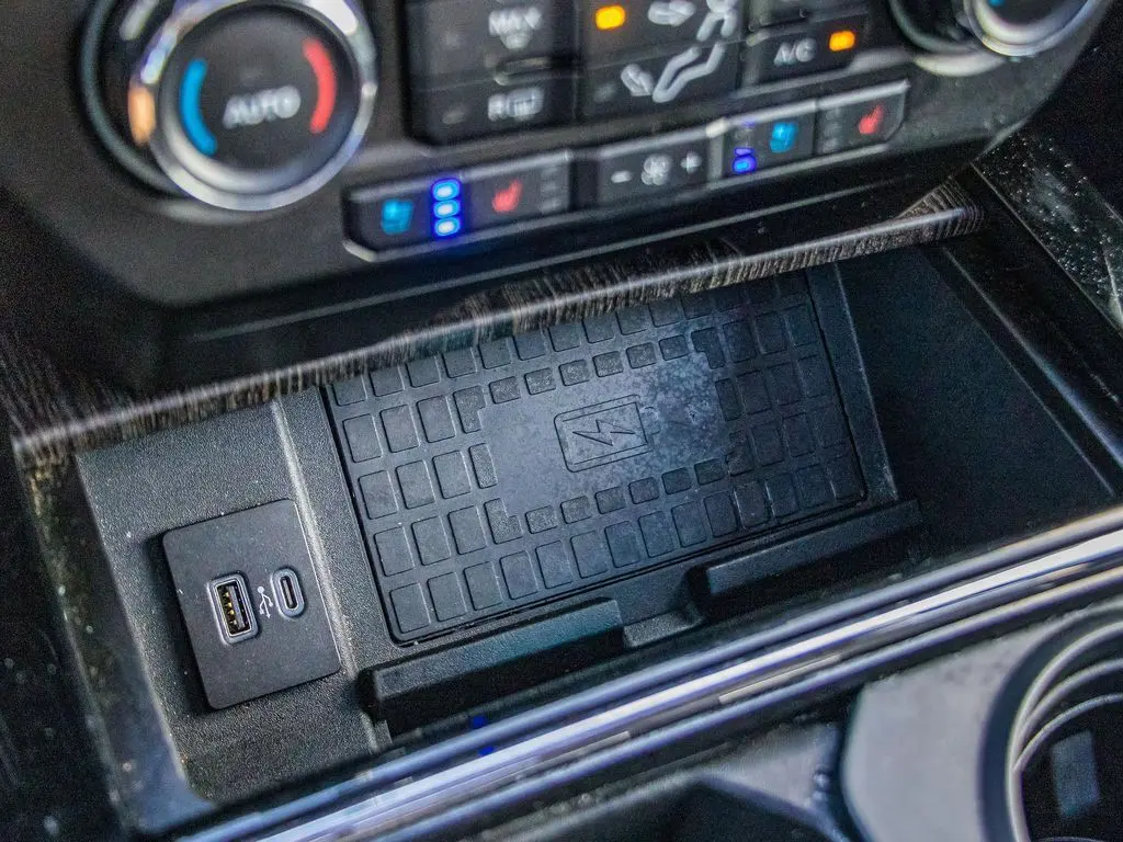 2021 Ford F-250 photo 35
