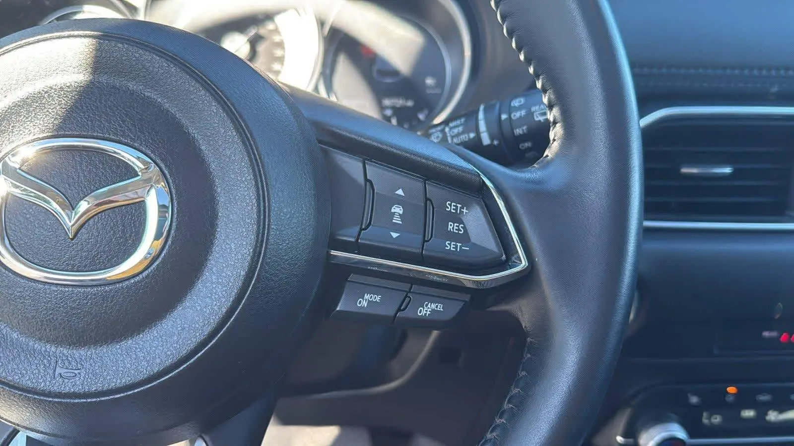 2023 Mazda CX-5 2.5 S Preferred photo 11